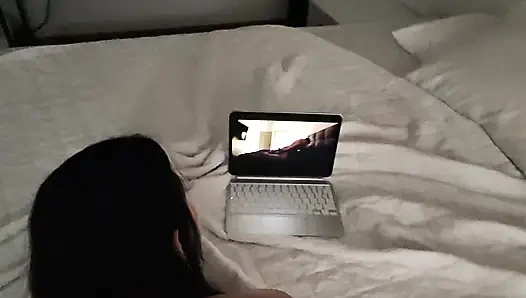 Ehefrau filmt sich mit einem anderen mann und zeigt ehemann