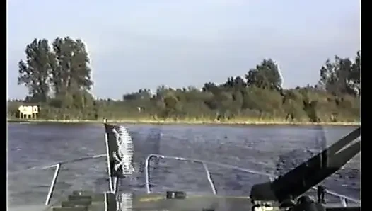 Amateur-schätzchen aus deutschland in selbstgedrehter action geritten