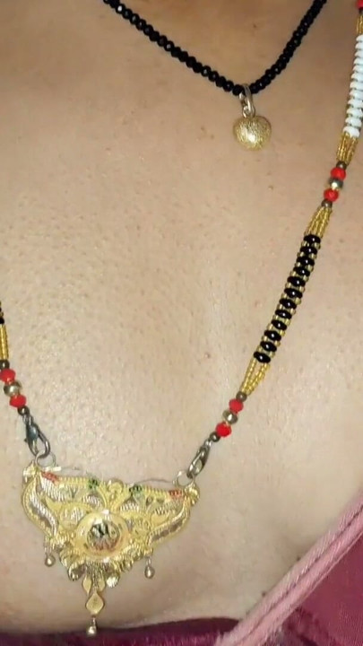 Indianca bhabhi suge pula mare a fratelui soț până când el ejaculează în gura ei - delicios! | Clip 1