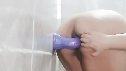 MILF Mature stepmom looks for someone to put a huge cock in her 9.1