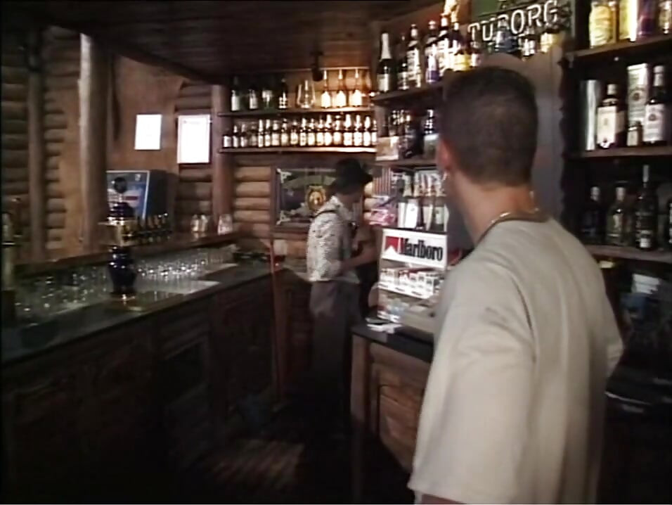 Mature Busty with Hairy Pussy Fucked and Cummed in Mouth in the Back of the Pub