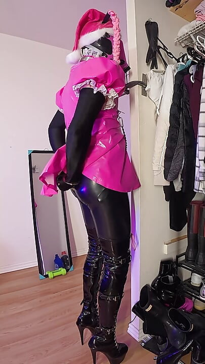 Pembantu rumah banci melarikan diri perhambaan awal