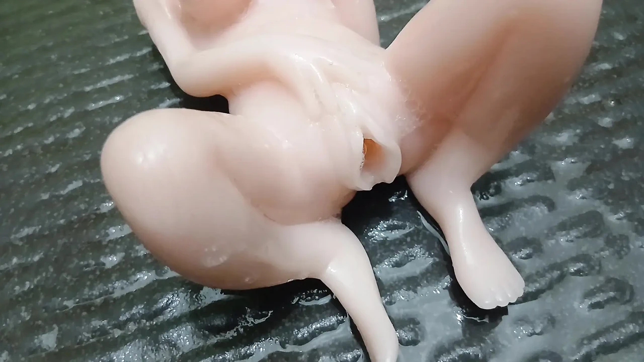 逼真的成人娃娃幻想角色扮演（5分钟）