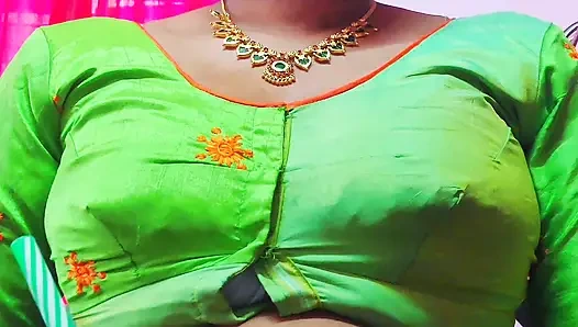 Abang tiri india yang lebih muda merobek payudara saudara tirinya yang sudah menikah