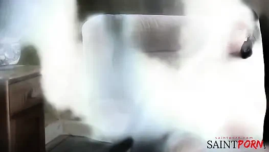 Lexi Ward плетет паутину эротической фантазии и мастурбации для писателя