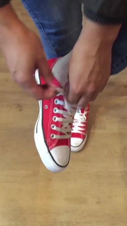 Latina in red converse preview