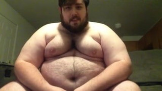 Superchub Gainer spielt für die Kamera