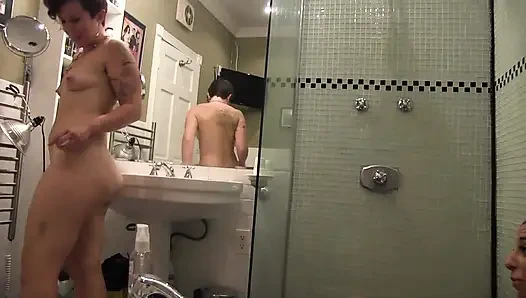 Ateşli lezbiyen sürtükler harika iş başında