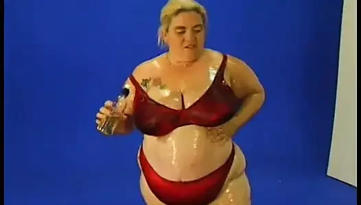 Patty parker si cewek super semok lagi asik muasin memeknya pakai mainan seks favoritnya