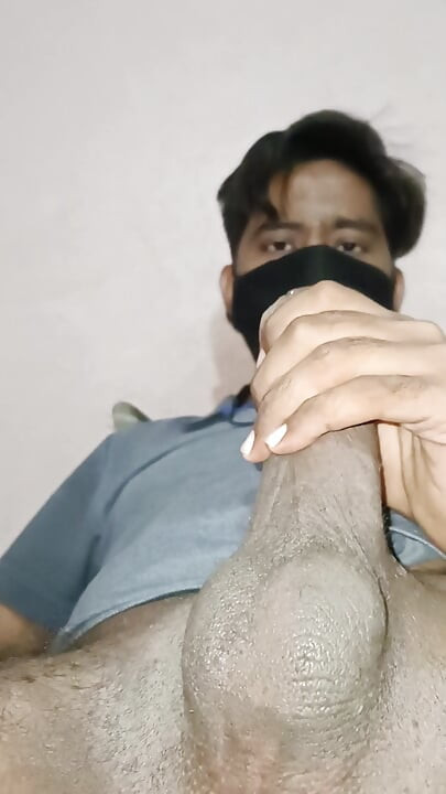 Hard core masturbation by a Gujarati boy