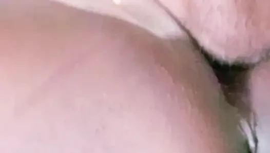 Schöne heiße sexy mami fickte stiefsohn in der nacht
