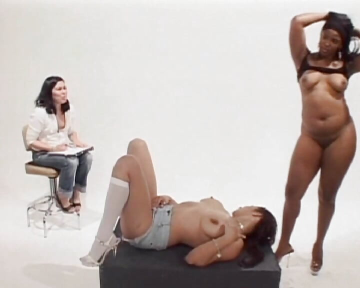 Perfectly shaped French dolls having lesbian fun on the set