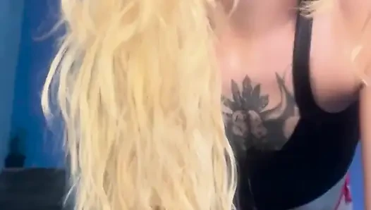Ungezogene Latina
