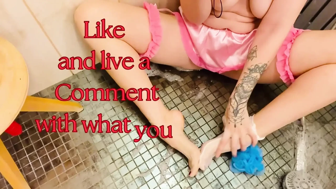 Shower Feet Lick 👅 Socks