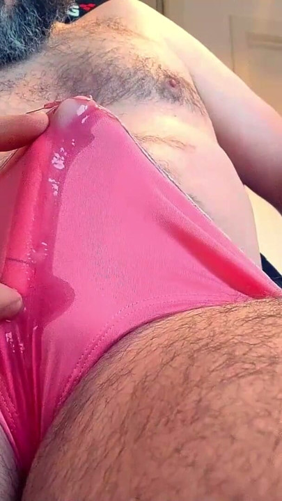 De vibrator van stiefdochter laat me klaarkomen in haar slipje - slugsofcumguy | Clip 1