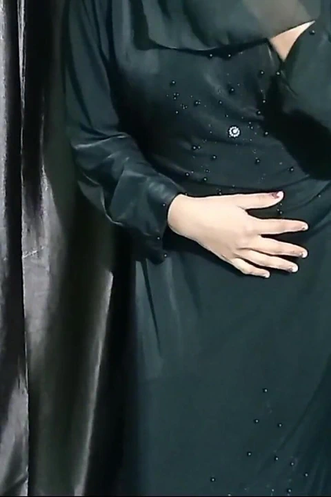 一个漂亮的穆斯林继妹后入jaan