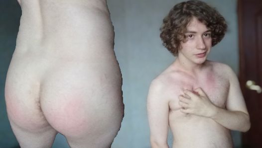 Russische schwule Amateurin wichst seinen Schwanz und klatscht sich mit Kniebeugen auf den Arsch