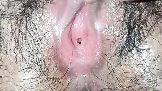 Sri Lankan sexy girl fingering her pussy by boyfrined