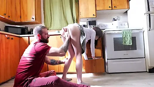 Stepdaughter gets STUCK, Stepdad helps (WARNING - Massive SQUIRTS)