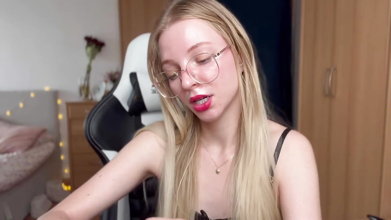 Asmr Femdom Therapist Appointment