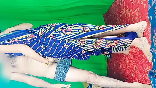 Bhabhi will harten schwanz. Zum ersten mal steckte er seinen dicken schwanz in Radhas arsch ein xxx, mms, sex.