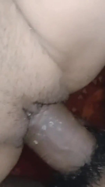 Desi muszlim mostohanővér és mostohatestvér egyedül otthon. | Klip 2