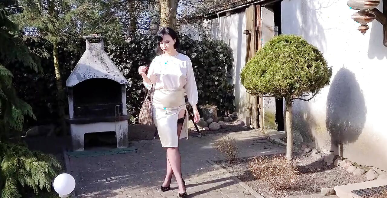 Wanilianna is teasing you in a garden. The spring is everywhere around, flowers are in bloom and her dildo needs to be used