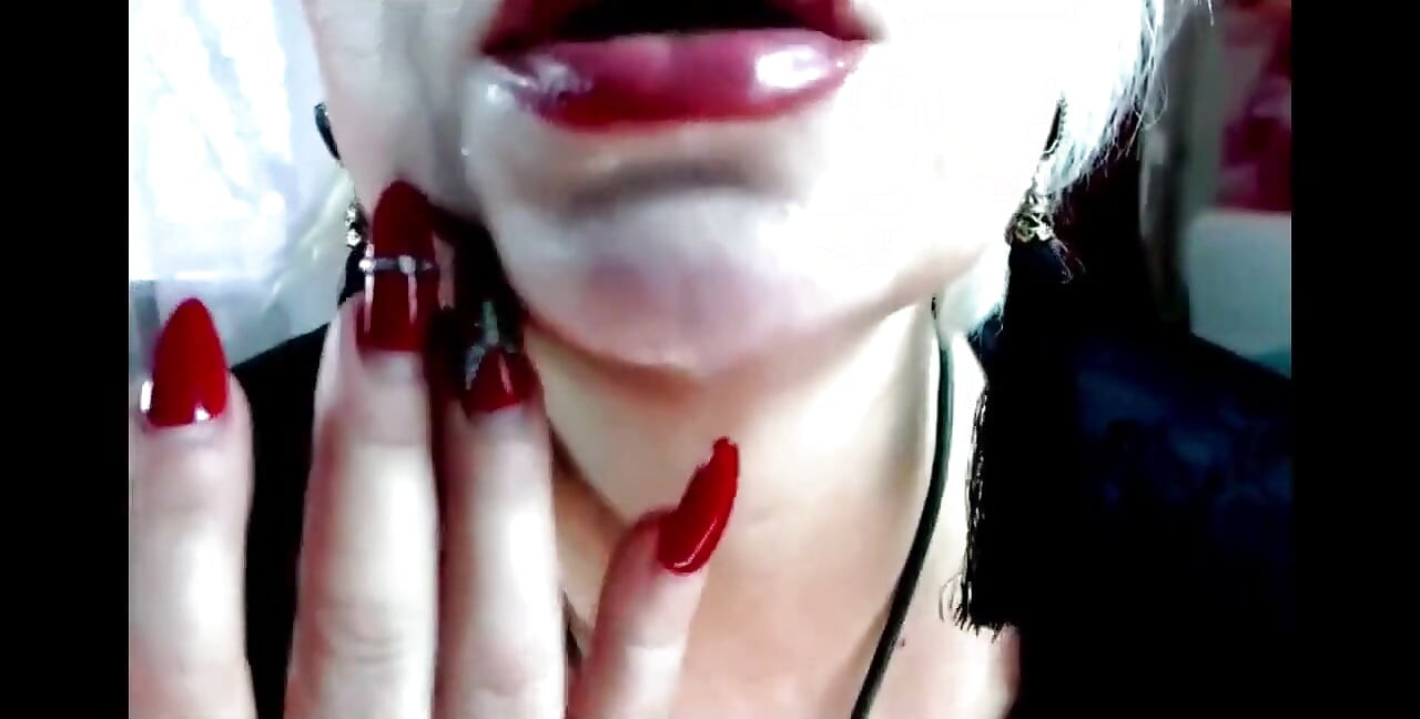 Aimee hete milf - een dag uit het leven van een coole rijpe webcamhoer uit Moskou