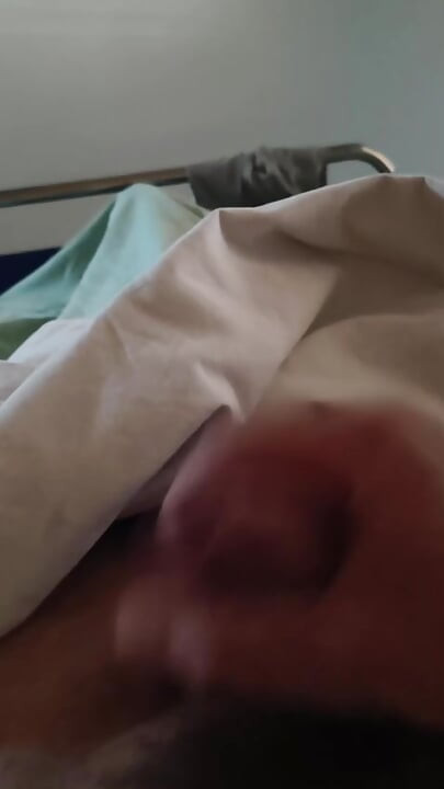 I jerk off my Little dick