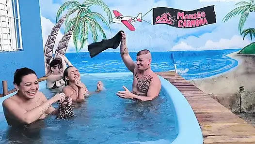 3 naughty friends paying the pool owner on the xerecard