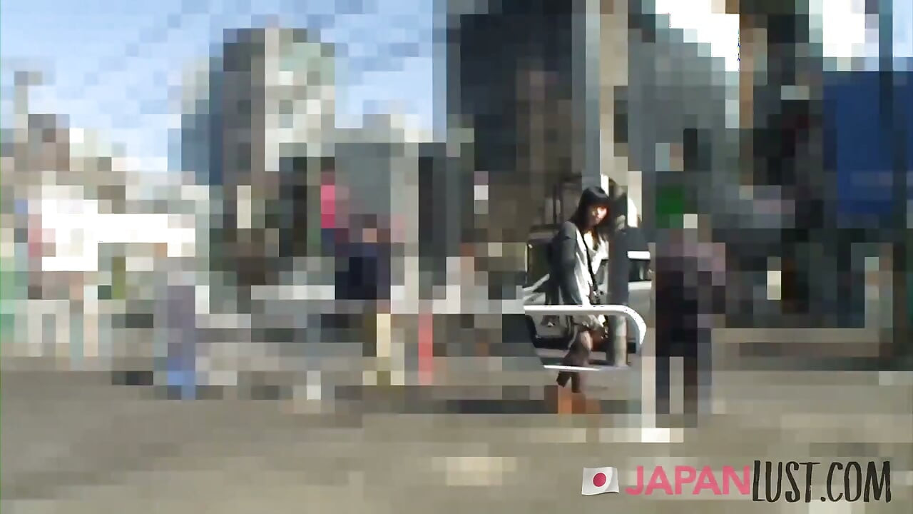 POV 질싸하는 겸둥이 일본 십대