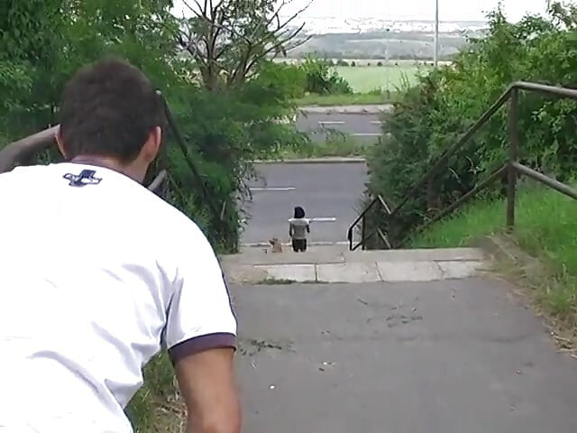 Sexy dívka šuká na dálnici