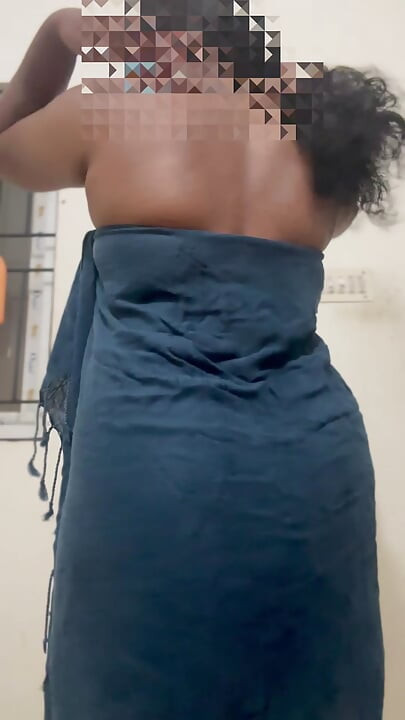 Desi tamil girl seducing clear audio part-1