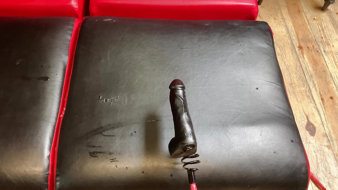 High-quality Anal Fuck - Sex Machine in the Ass!