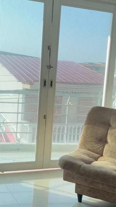 I FUCK THE DAUGHTER OF A BLIND MAN NEXT TO HIM, SEMEN FALLS ON HIM AND HE THOUGHT IT WAS CREAM | Clip 2