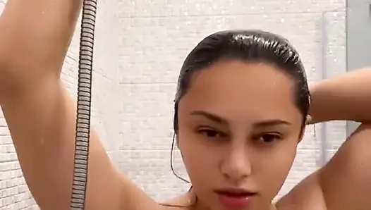 Komm Mit Mir in Snapchat-dusche