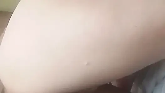 Istriku liburan selama dua hari .jadi kami bercinta setiap saat yang kami sayangi