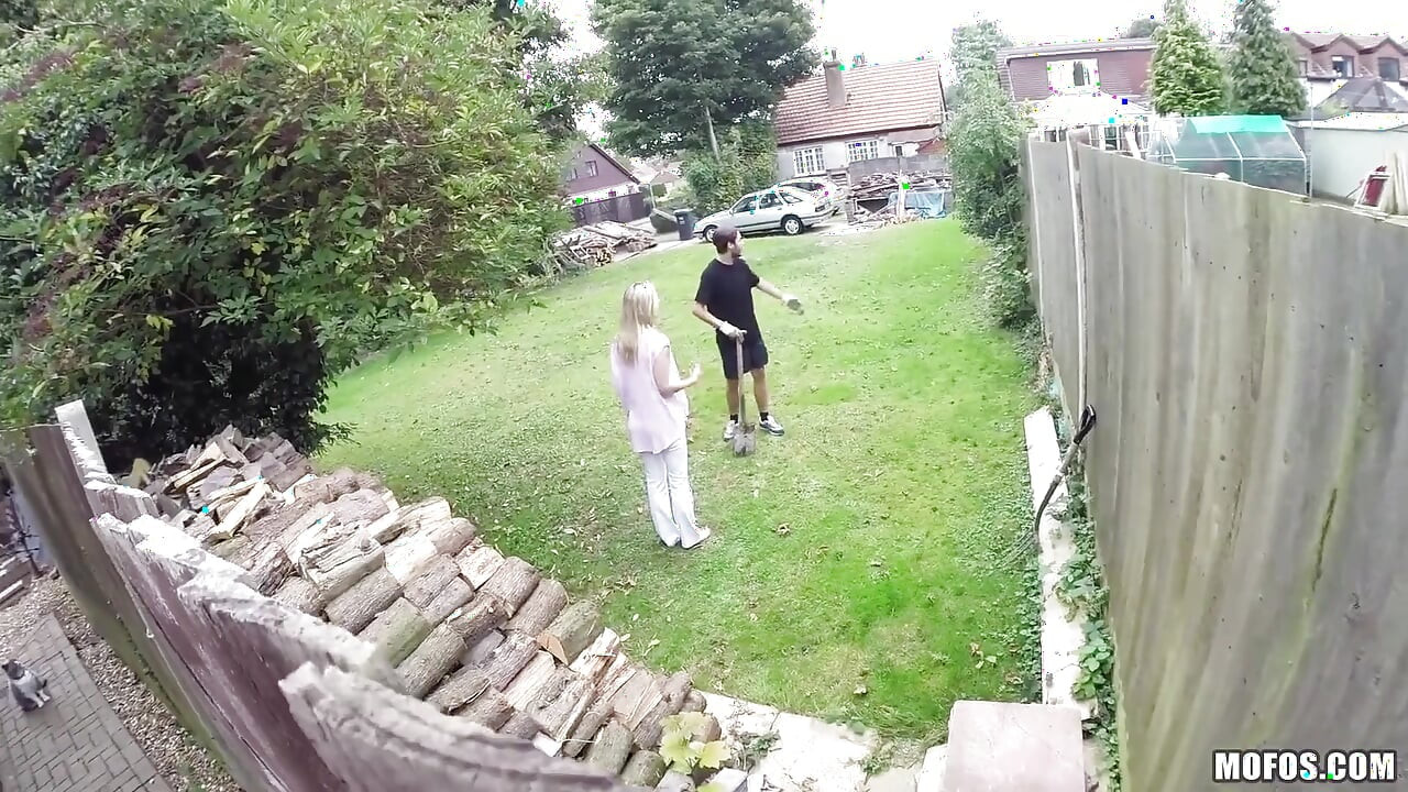 Mofos - Local Guy Marc Caught Filming His Stunning Neighbor Carla Cox, She Then Forces Him to Doggystyle & Gets Facial