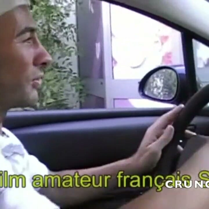 Açık havada heteroseksüel Arap dominant tarafından sert bir şekilde sikiliyor