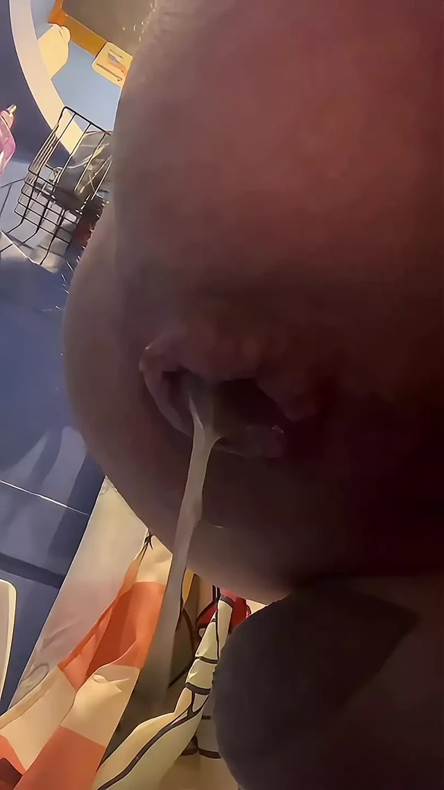 Making ass prolapse and squirt
