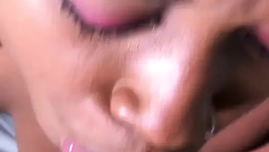 Si seksi nina rivera lagi asik mainin memeknya dan nyepong kontol don whoe di bawah pohon natal