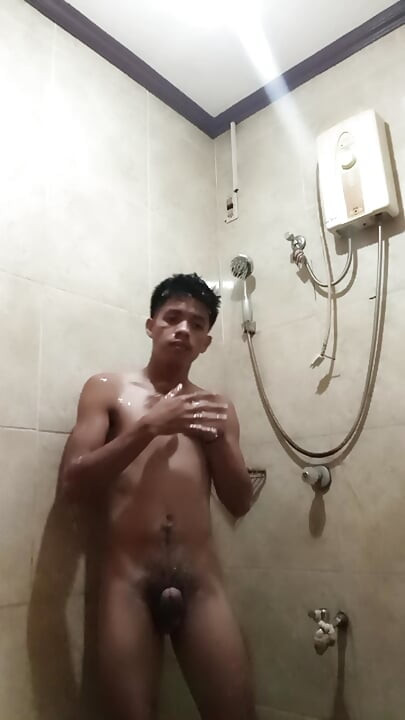 菲律賓小妞淋浴：FLESHLAB獨家
