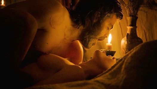 Florence Pugh nackter Sex in Outlaw King auf scandalplanet.com