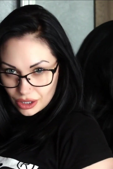 Te voi face eu! Gagică mea curvă futută cu spermă! Vei fi futut de mii de scule uriașe!