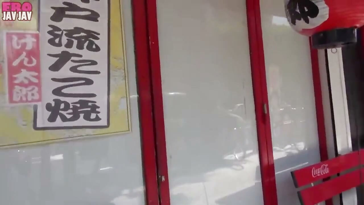 Osaka Takoyaki Girl. ماجراجویی وحشی و جسورانه در فضای باز. -Scene.2