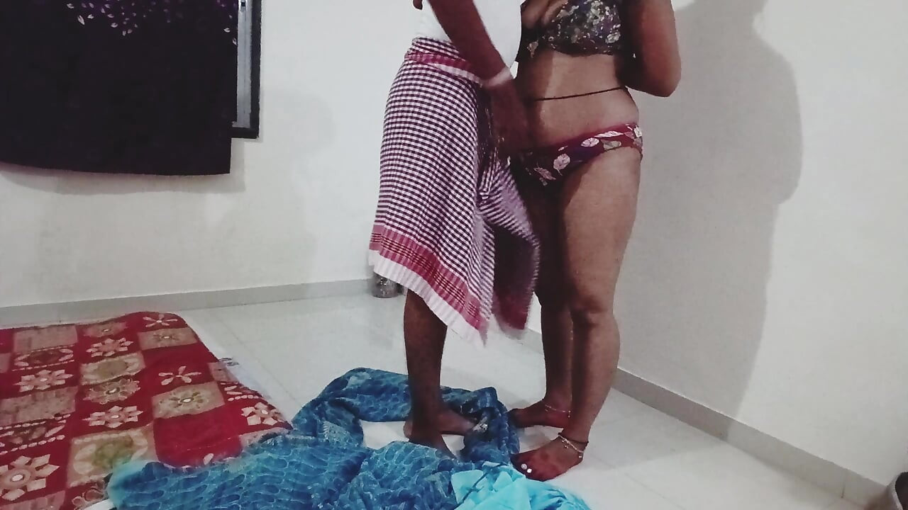 Rhea grabbed her boss's and sucked it and had sex