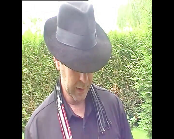 هيمنة BDSM الشديدة لاثنين من الخاضعين