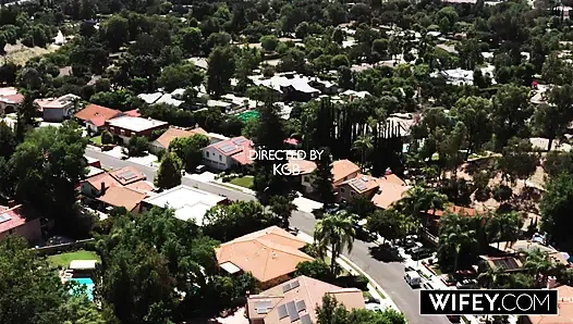 Istri bahenol jessie dientot habis-habisan sama besar pria kulit hitam di depan suaminya sendiri