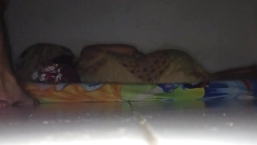 Fucking Indonesian girlfriend during heavy rain