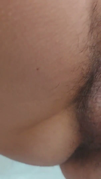 Amateur wife puts a naughty carrot in her pussy, hairy pussy, hairy ass, big tits, big nipples, long hair. | Clip 2